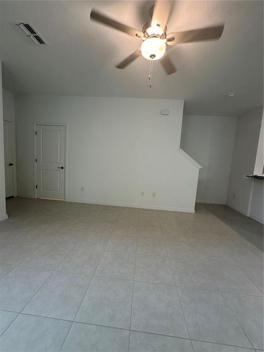 Recently Rented: $1,950 (2 beds, 2 baths, 1541 Square Feet)