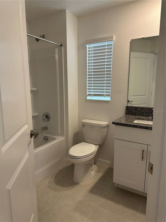 Active With Contract: $1,950 (2 beds, 2 baths, 1541 Square Feet)