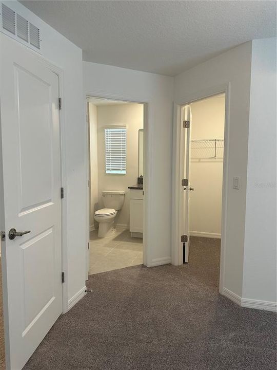 Recently Rented: $1,950 (2 beds, 2 baths, 1541 Square Feet)