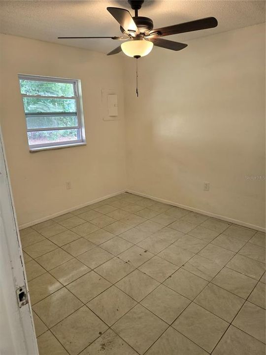 For Rent: $1,450 (2 beds, 1 baths, 750 Square Feet)