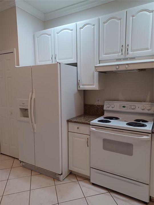 For Rent: $2,600 (2 beds, 2 baths, 1332 Square Feet)
