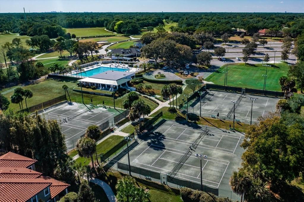 Country Club Tennis Cts.