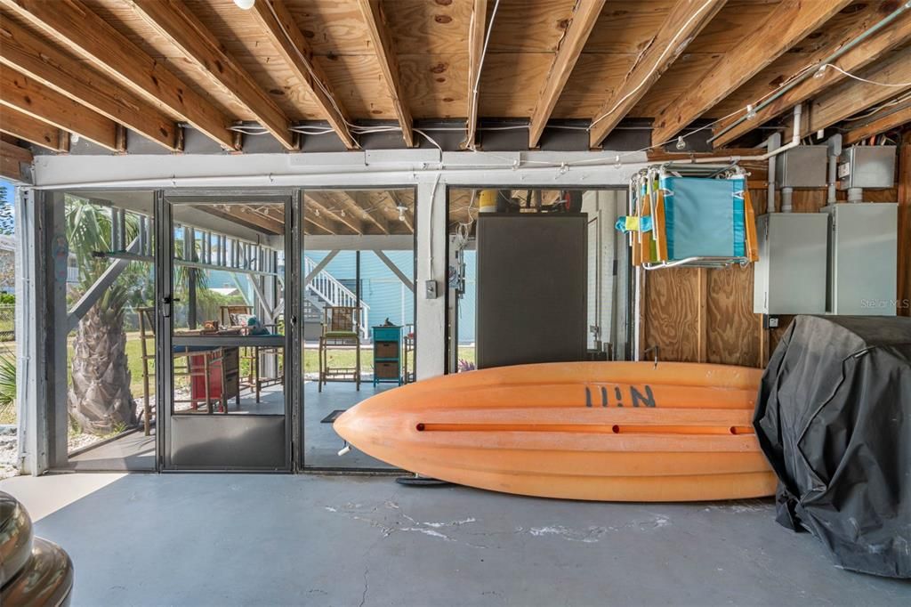 Extra storage space for kayaks and bikes