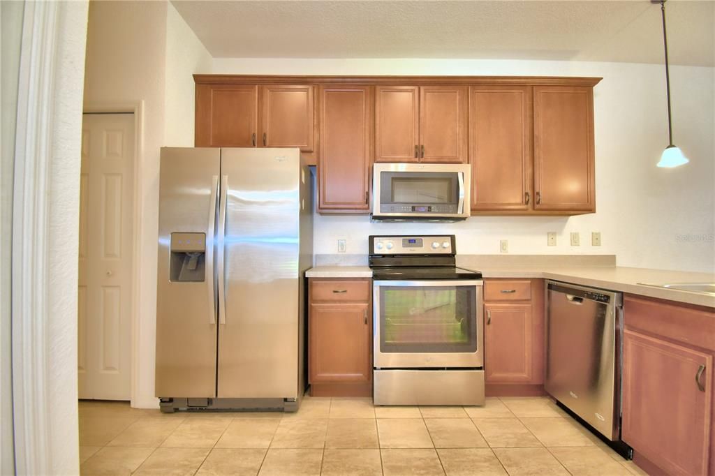 For Sale: $219,900 (2 beds, 2 baths, 1151 Square Feet)