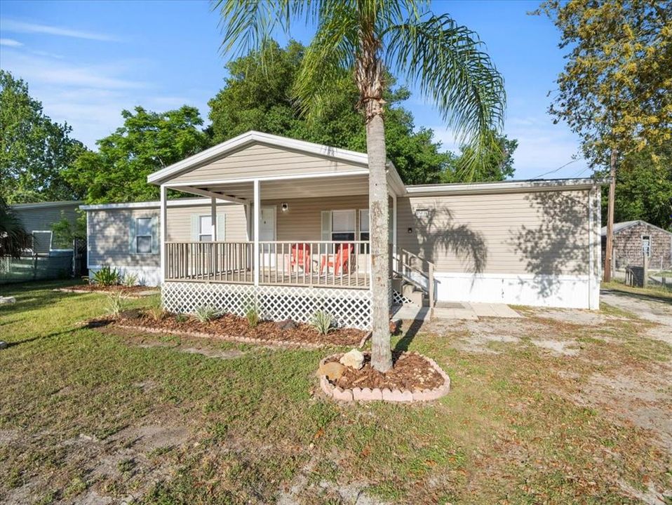 Recently Sold: $280,000 (3 beds, 2 baths, 1512 Square Feet)