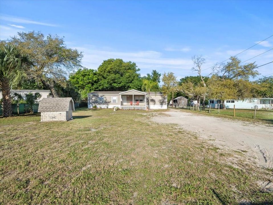 Recently Sold: $280,000 (3 beds, 2 baths, 1512 Square Feet)