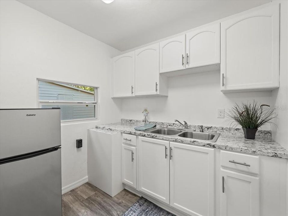 Active With Contract: $280,000 (3 beds, 2 baths, 1512 Square Feet)
