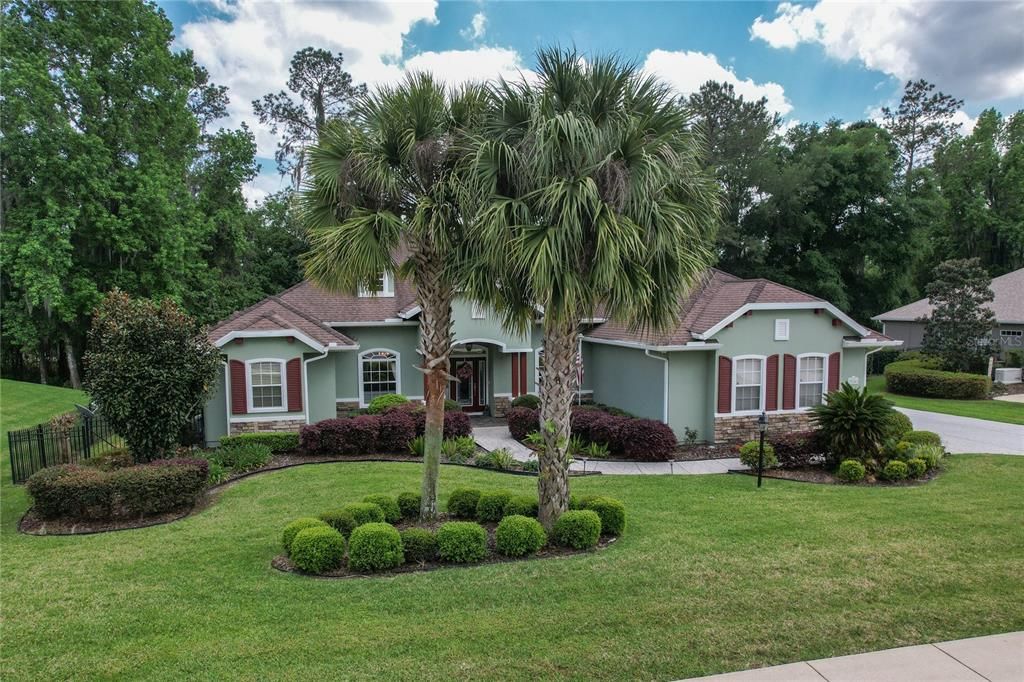 Active With Contract: $574,900 (3 beds, 2 baths, 3099 Square Feet)