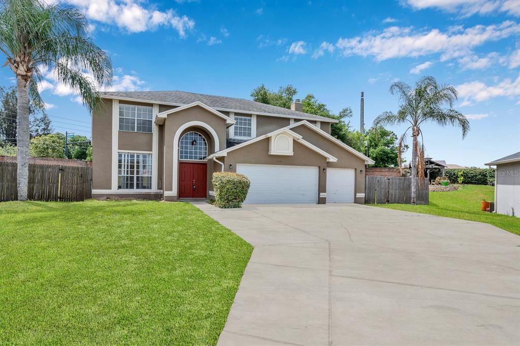 Active With Contract: $409,900 (4 beds, 3 baths, 2862 Square Feet)