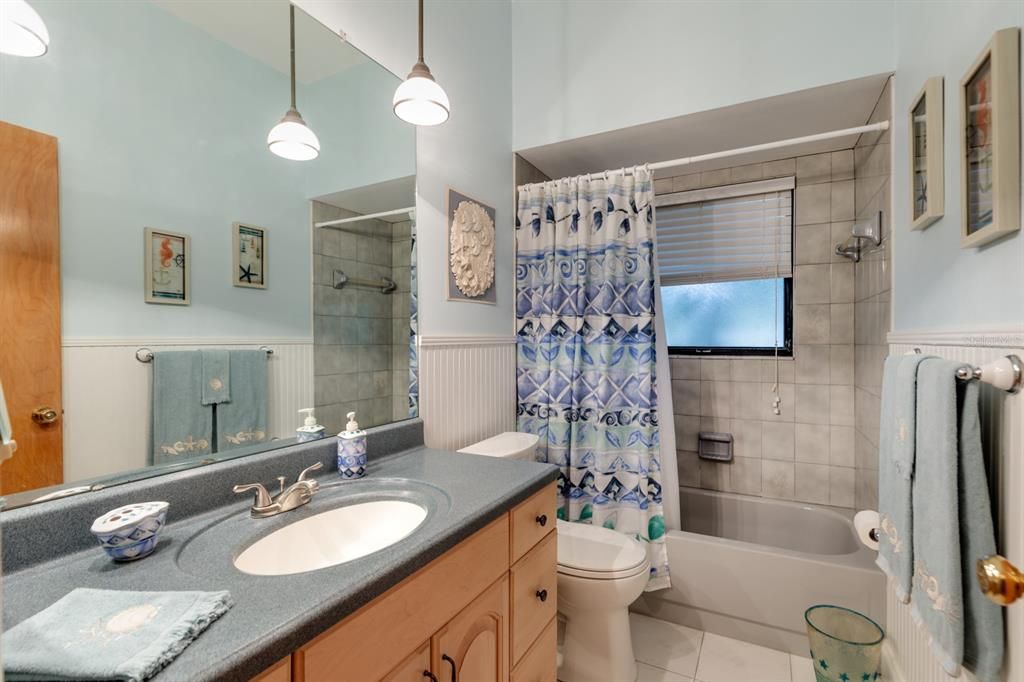 Active With Contract: $759,000 (4 beds, 2 baths, 2151 Square Feet)