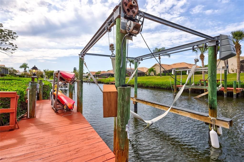 For Sale: $1,050,000 (3 beds, 3 baths, 2173 Square Feet)