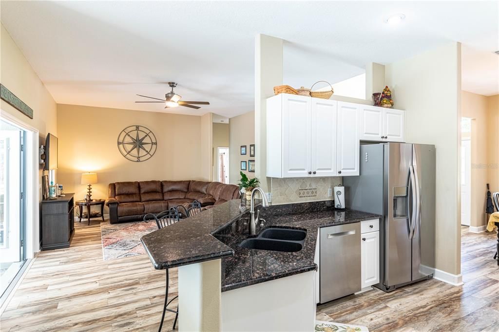 Active With Contract: $474,000 (4 beds, 3 baths, 2066 Square Feet)