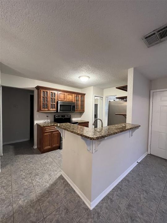For Rent: $1,850 (2 beds, 2 baths, 984 Square Feet)