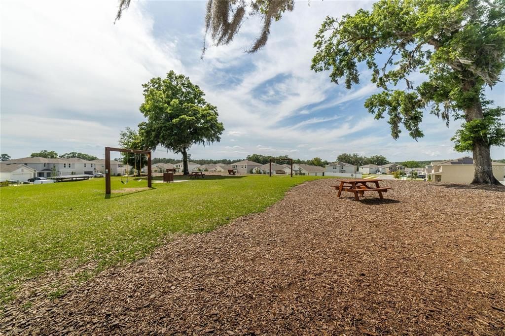 Active With Contract: $355,000 (4 beds, 2 baths, 1827 Square Feet)