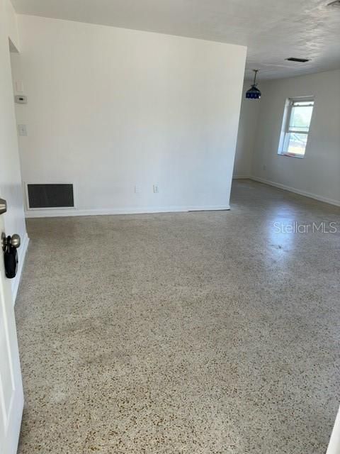 For Rent: $1,595 (2 beds, 2 baths, 1161 Square Feet)