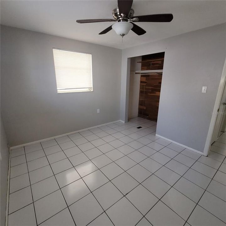 Recently Rented: $1,550 (2 beds, 1 baths, 958 Square Feet)