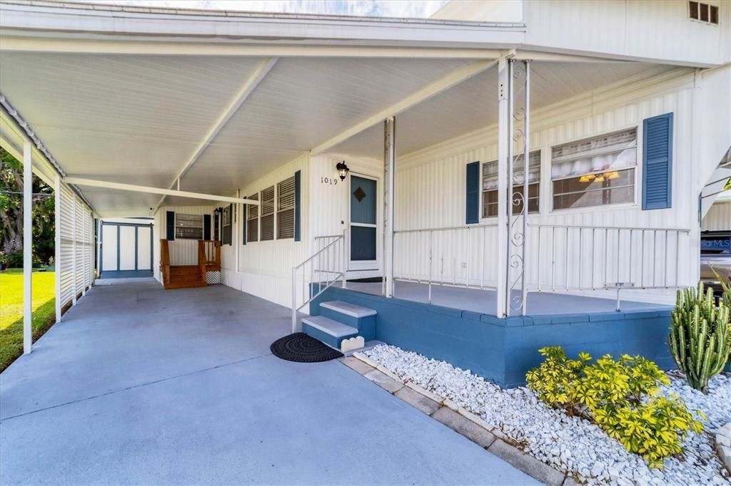 Carport/Open Front Porch