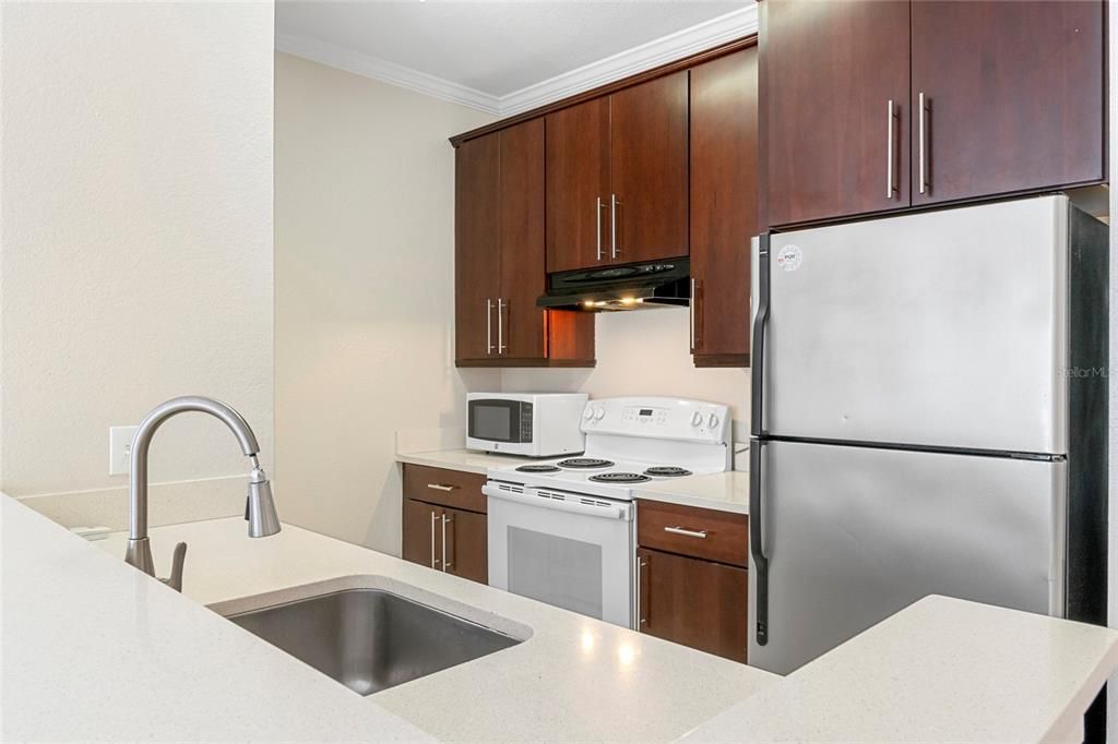 For Rent: $2,000 (2 beds, 2 baths, 1091 Square Feet)