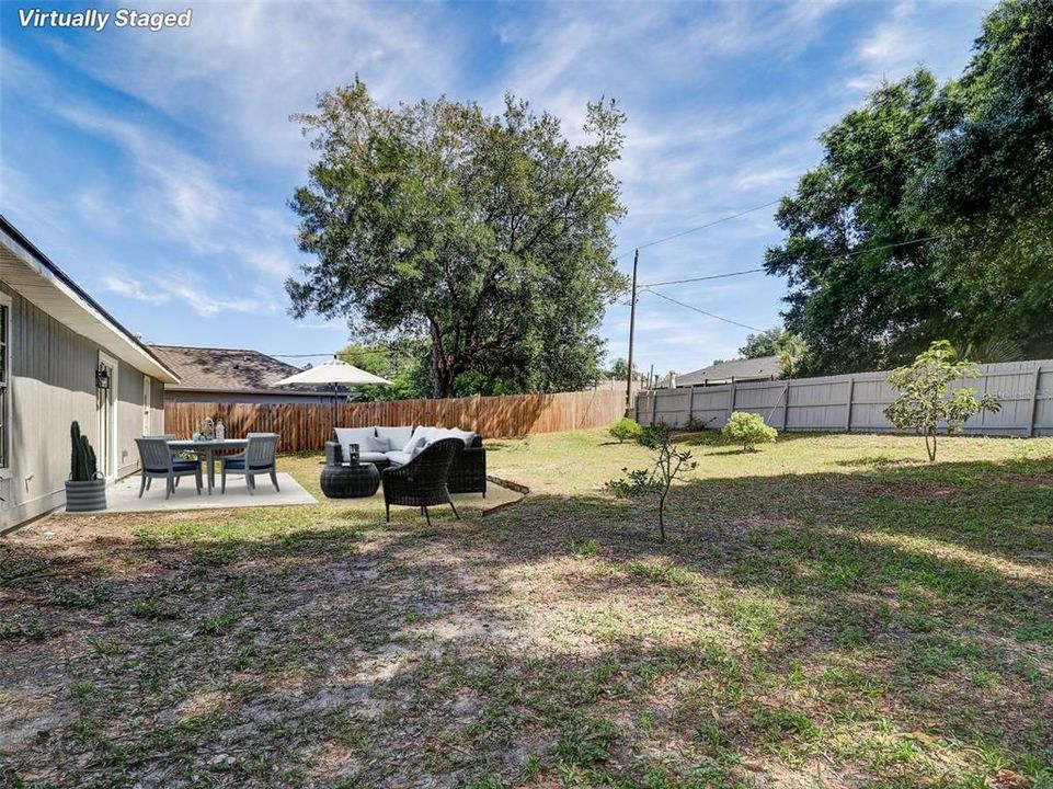 For Sale: $299,900 (3 beds, 2 baths, 1056 Square Feet)