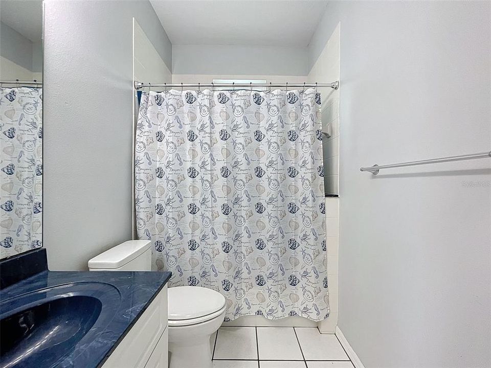 合同活跃: $290,000 (3 贝兹, 2 浴室, 1719 平方英尺)