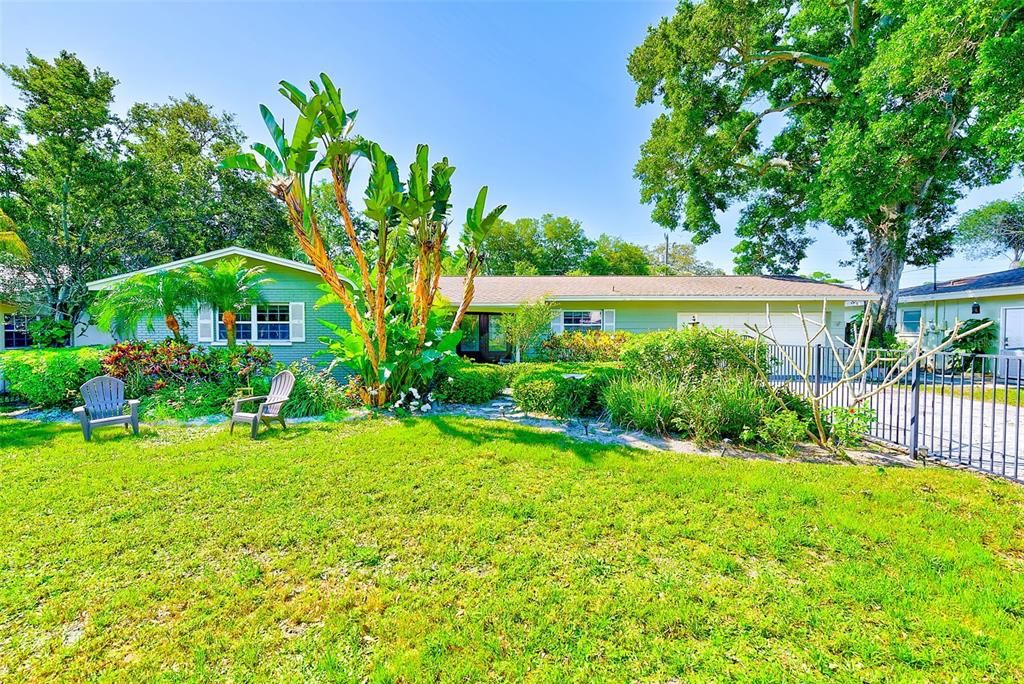 Recently Sold: $595,000 (3 beds, 2 baths, 1799 Square Feet)