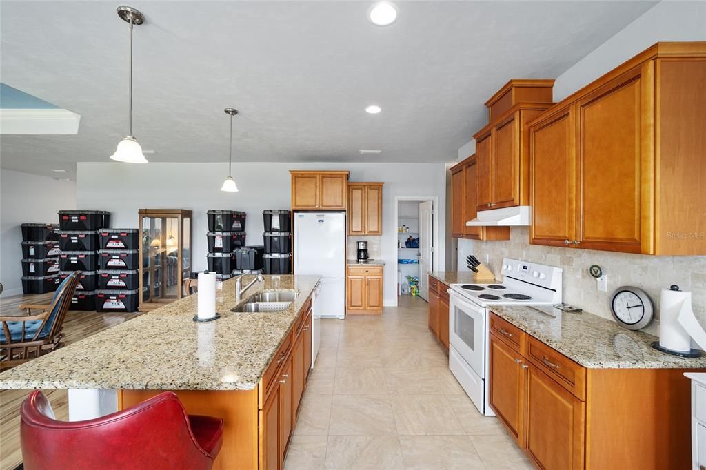 Beautiful Kitchen with Granite counter tops