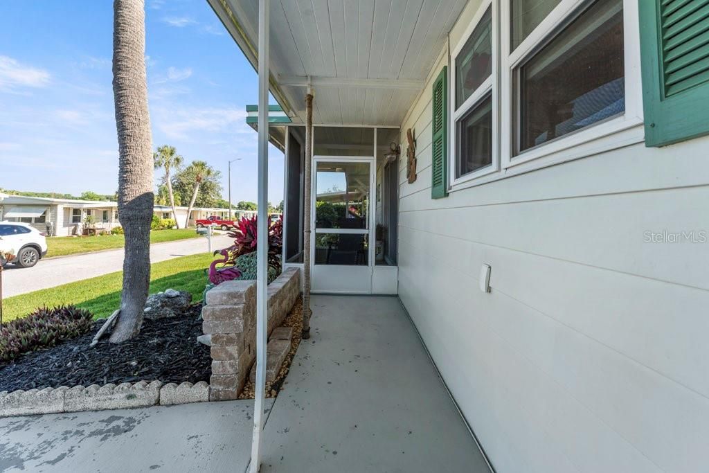 Recently Sold: $349,000 (3 beds, 2 baths, 1350 Square Feet)