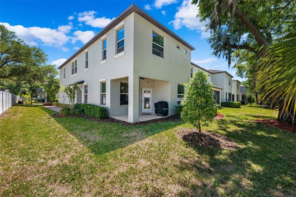 Active With Contract: $485,000 (4 beds, 3 baths, 2337 Square Feet)