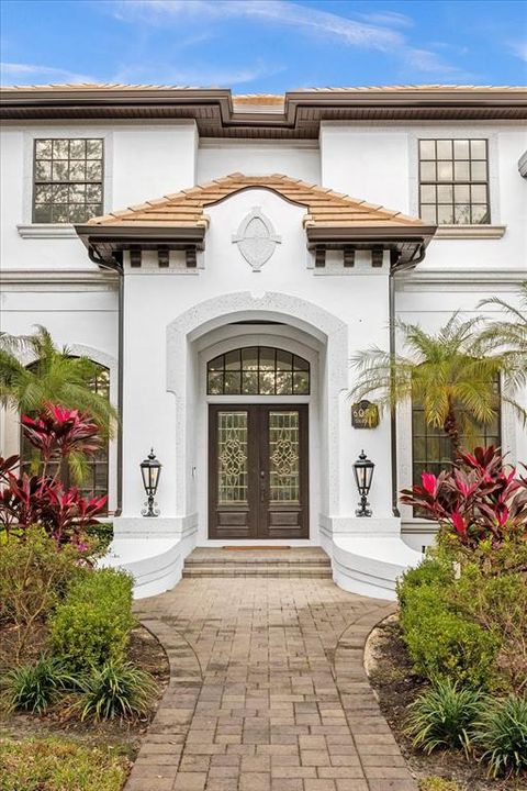 Active With Contract: $3,494,000 (6 beds, 6 baths, 6490 Square Feet)