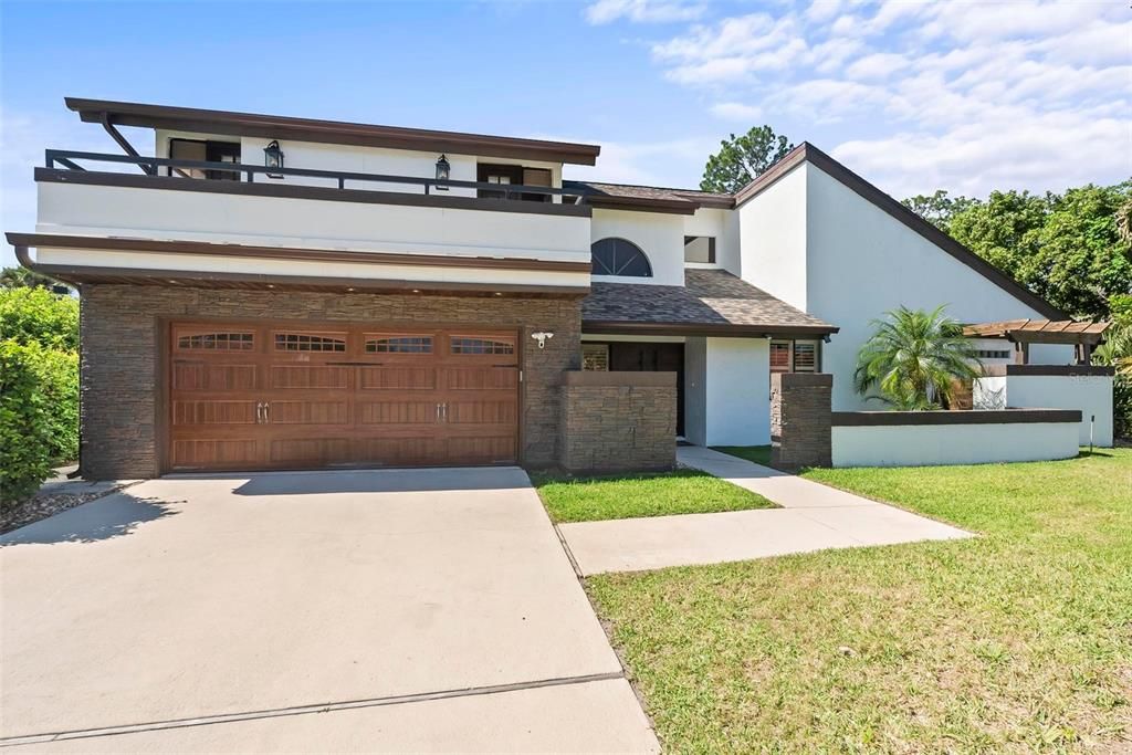 Recently Sold: $549,000 (3 beds, 2 baths, 2465 Square Feet)