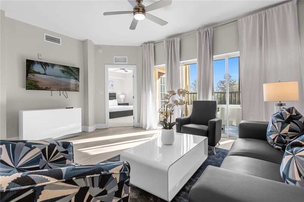 Active With Contract: $455,000 (3 beds, 3 baths, 1547 Square Feet)