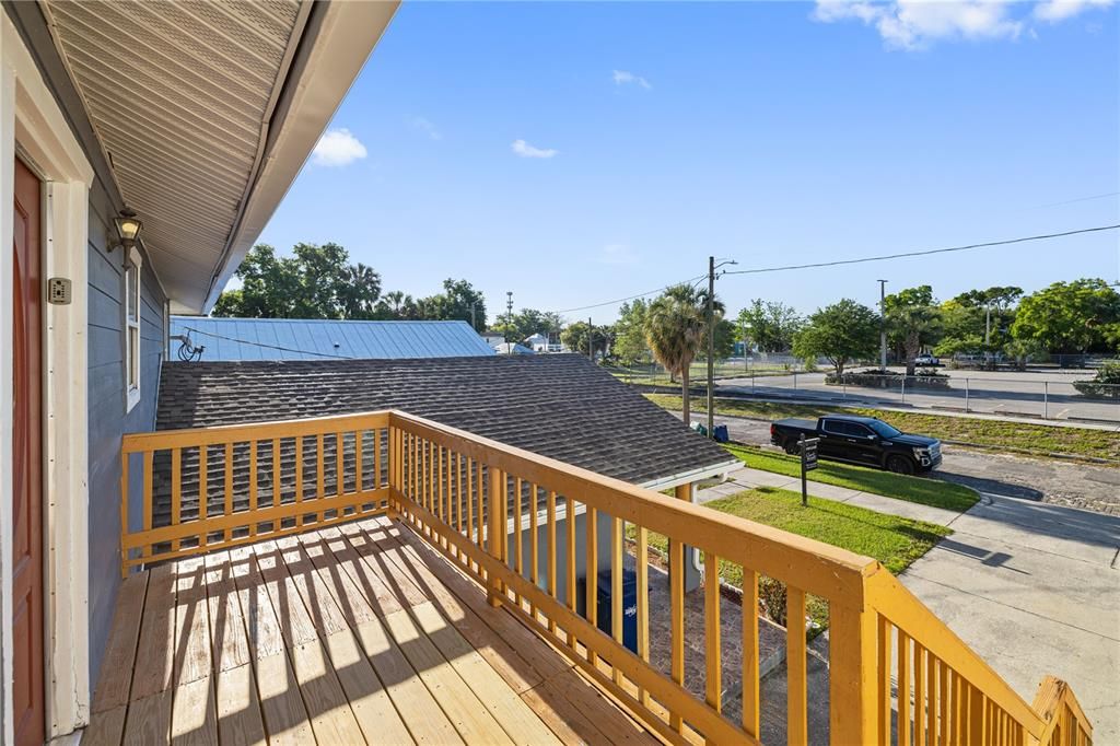 Active With Contract: $2,900 (4 beds, 2 baths, 1400 Square Feet)