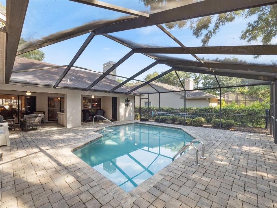 Active With Contract: $760,000 (3 beds, 3 baths, 2442 Square Feet)