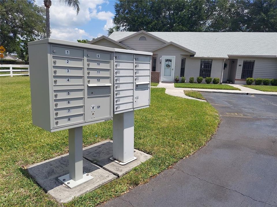 COMMMINITY MAIL BOXES