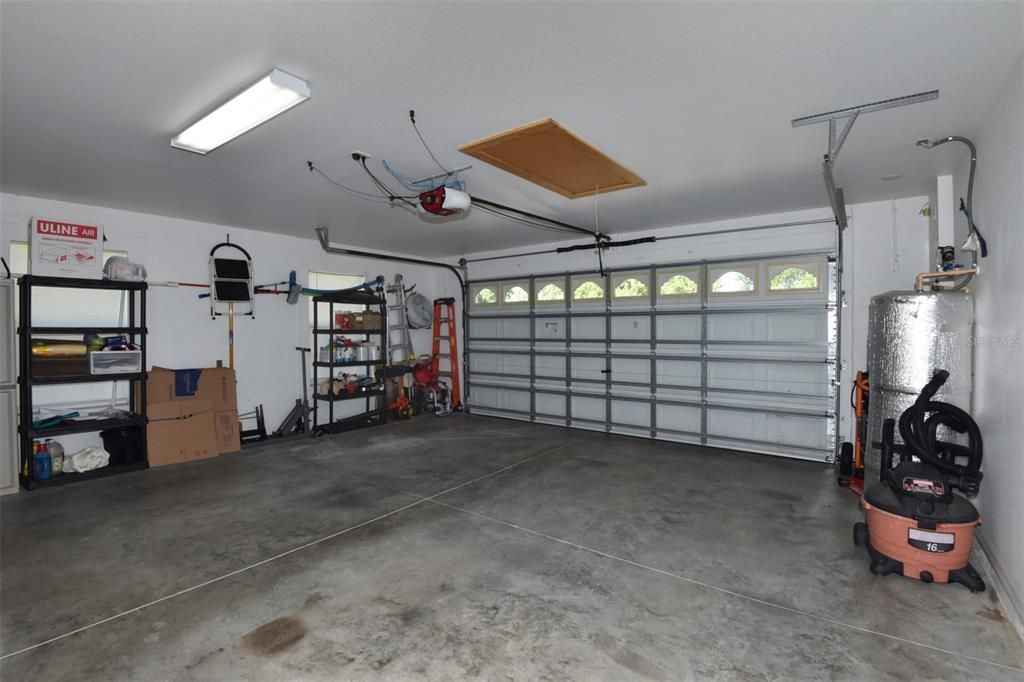 Oversized 2-Car Garage