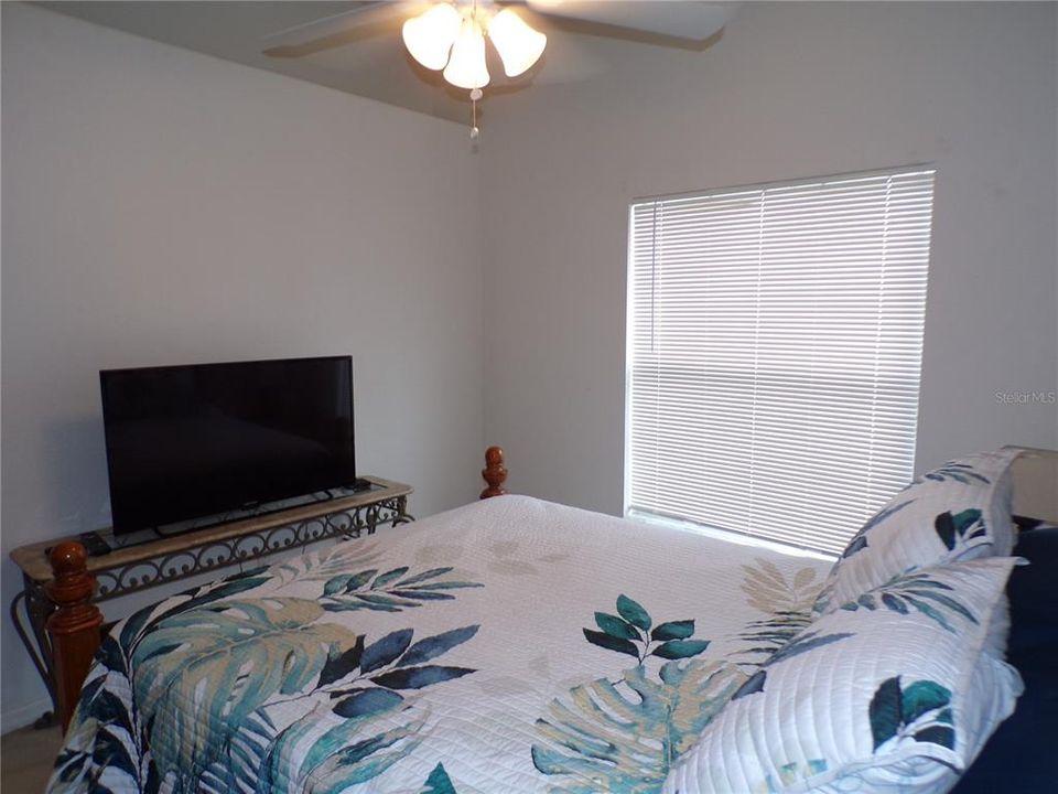 For Rent: $2,175 (2 beds, 2 baths, 1451 Square Feet)