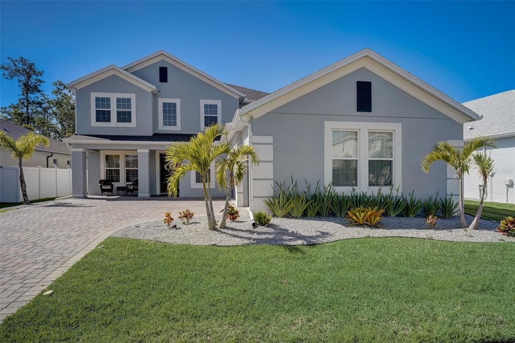 Recently Sold: $725,000 (5 beds, 4 baths, 3798 Square Feet)