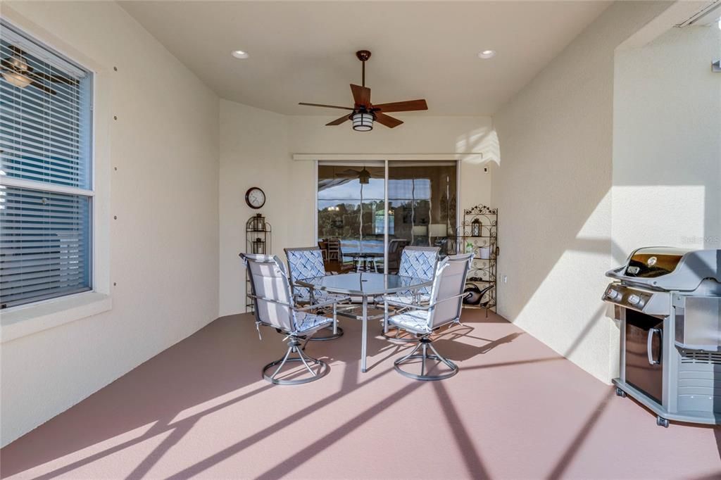 Active With Contract: $585,000 (3 beds, 2 baths, 1947 Square Feet)