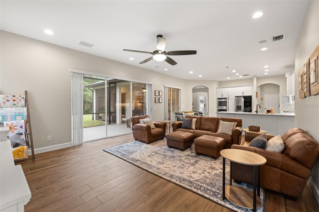 Active With Contract: $850,000 (5 beds, 3 baths, 3759 Square Feet)