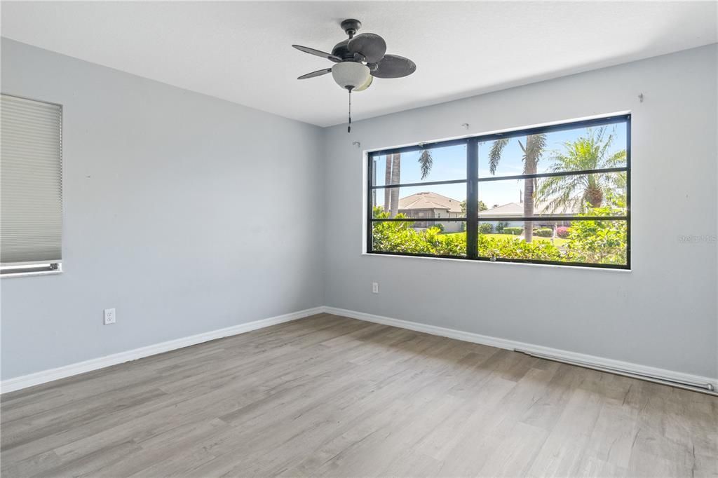For Sale: $585,900 (3 beds, 2 baths, 1477 Square Feet)