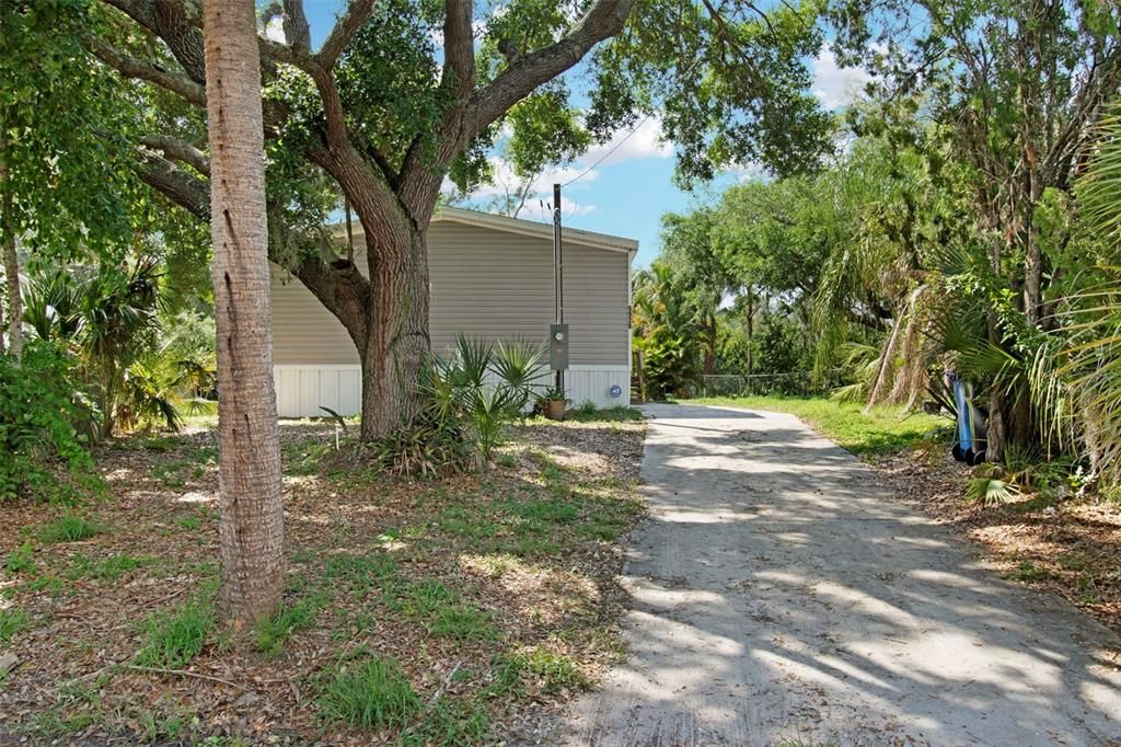 For Sale: $265,000 (3 beds, 2 baths, 1512 Square Feet)