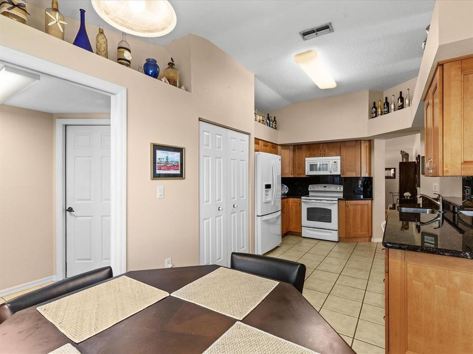 For Sale: $499,000 (3 beds, 2 baths, 1756 Square Feet)