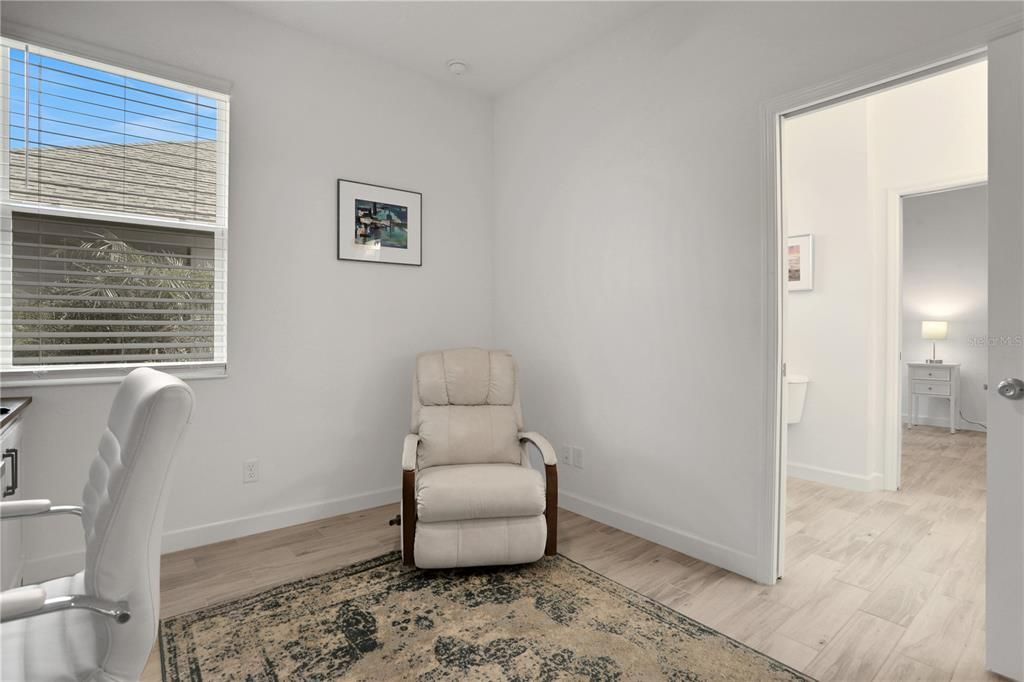 Active With Contract: $459,500 (3 beds, 2 baths, 1866 Square Feet)