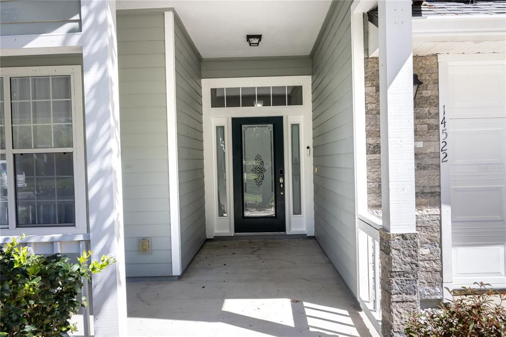 Active With Contract: $345,000 (3 beds, 2 baths, 1504 Square Feet)