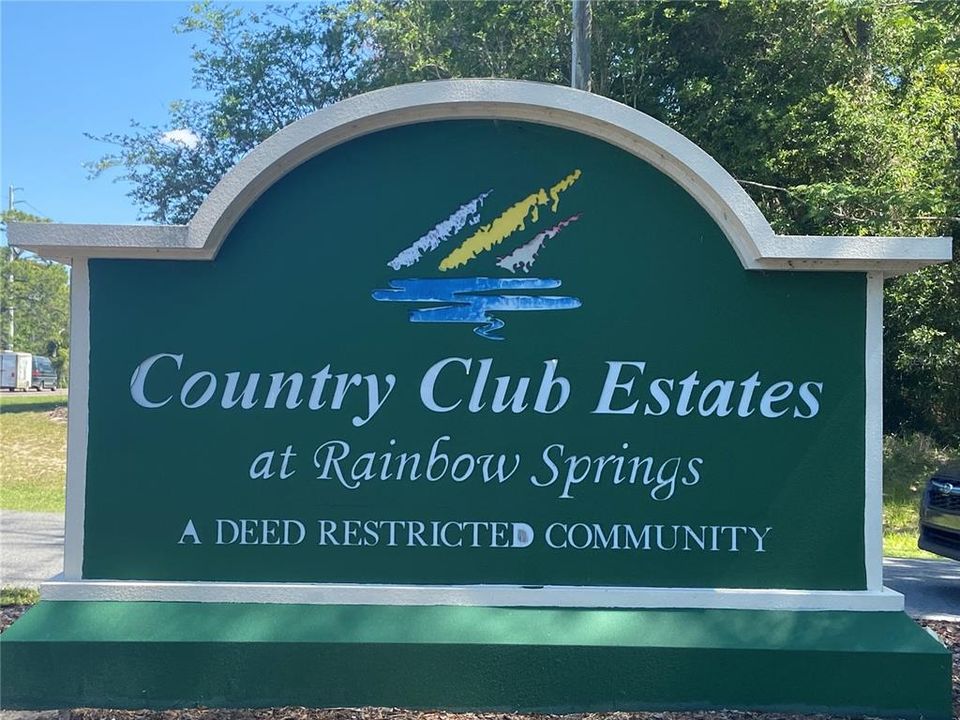 Entrance to Rainbow Springs