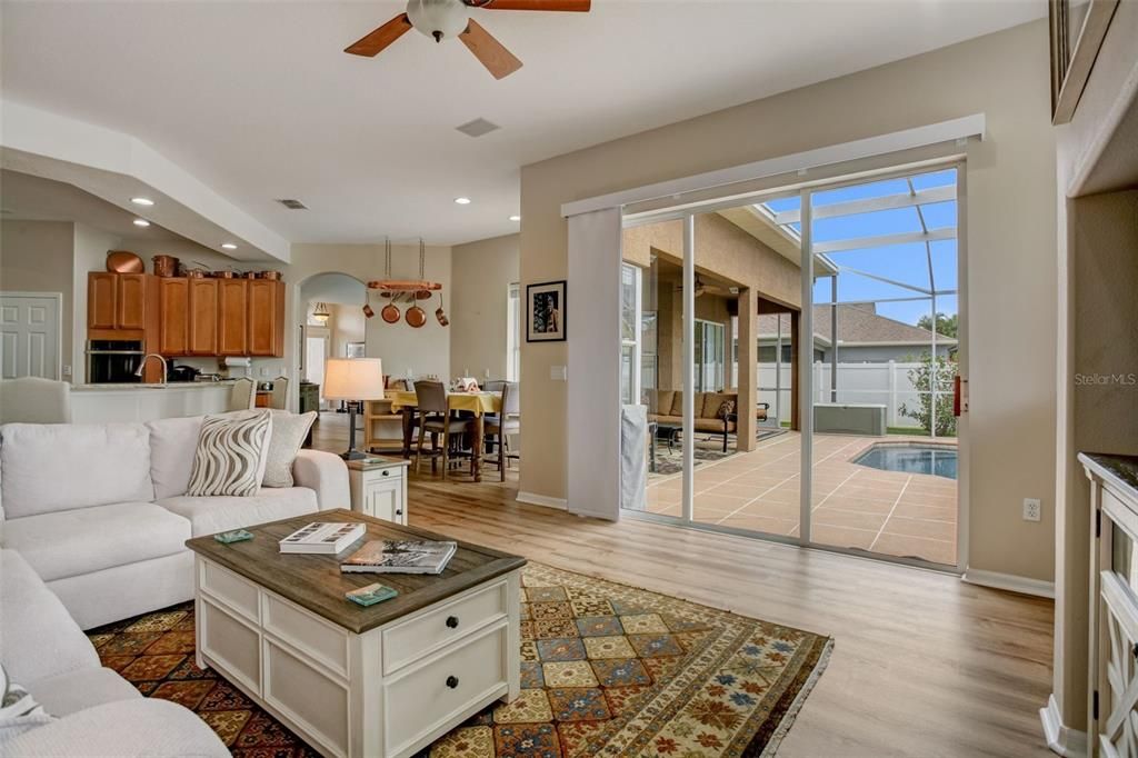 Active With Contract: $650,000 (5 beds, 3 baths, 3177 Square Feet)