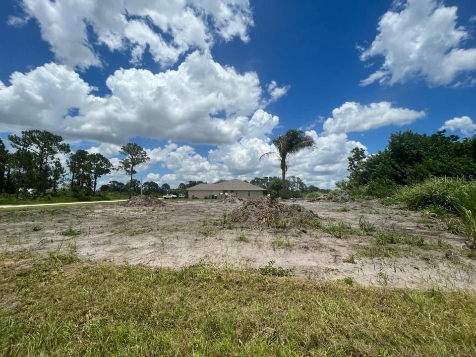 En Venta: $67,500 (0.41 acres)