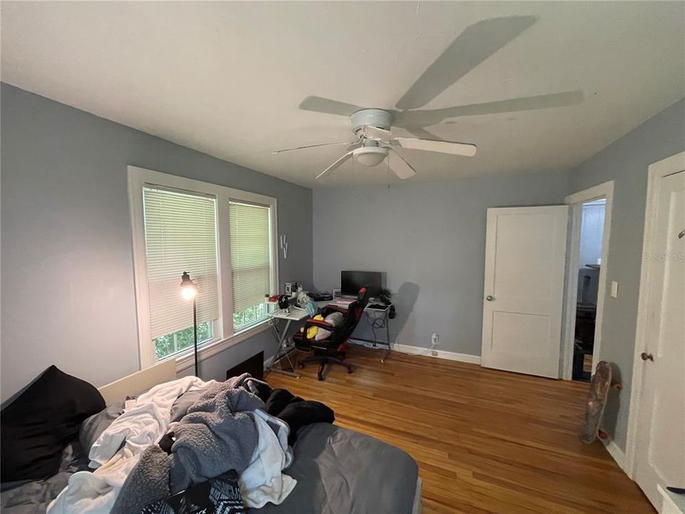 For Sale: $279,000 (3 beds, 2 baths, 1892 Square Feet)
