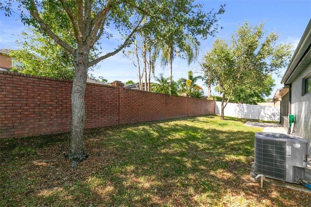 Active With Contract: $650,000 (4 beds, 3 baths, 2818 Square Feet)