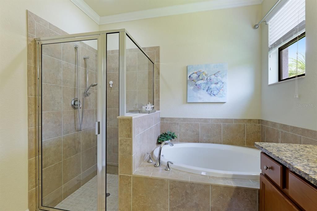 Недавно продано: $639,000 (4 спален, 3 ванн, 2025 Квадратных фут)